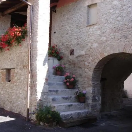 Apartment Ferienwohnung Fur 5 Personen Ca 80 Qm In Barete, Abruzzen Provinz L'aquila Barete