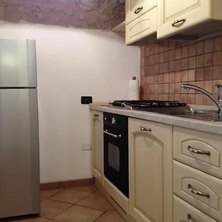 Apartment Ferienwohnung Fur 5 Personen Ca 80 Qm In Barete, Abruzzen Provinz L'aquila *